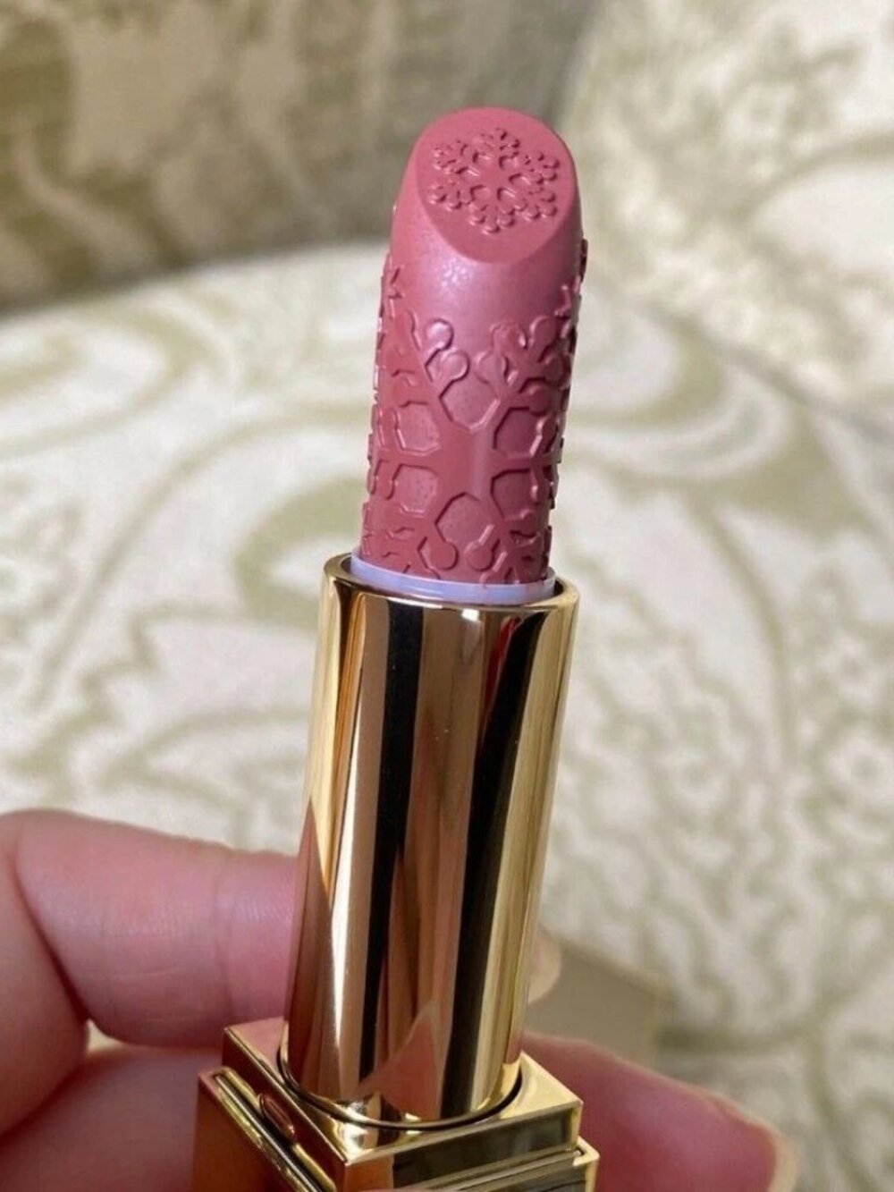 New Estee Lauder Lipstick~Rebellious Rose~Full size 3.5 g/0.12 oz